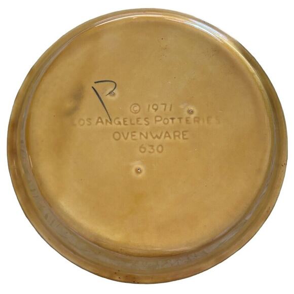 Los Angeles Potteries 9" Pie Plate Fruit Pattern 1970’s Era 1971 ovenware 630 - Picture 2 of 7